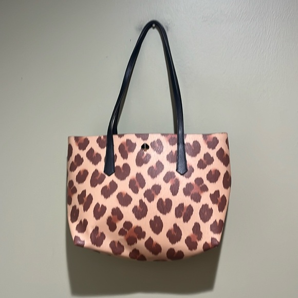 kate spade Handbags - 🎃Kate Spade Animal Print bag